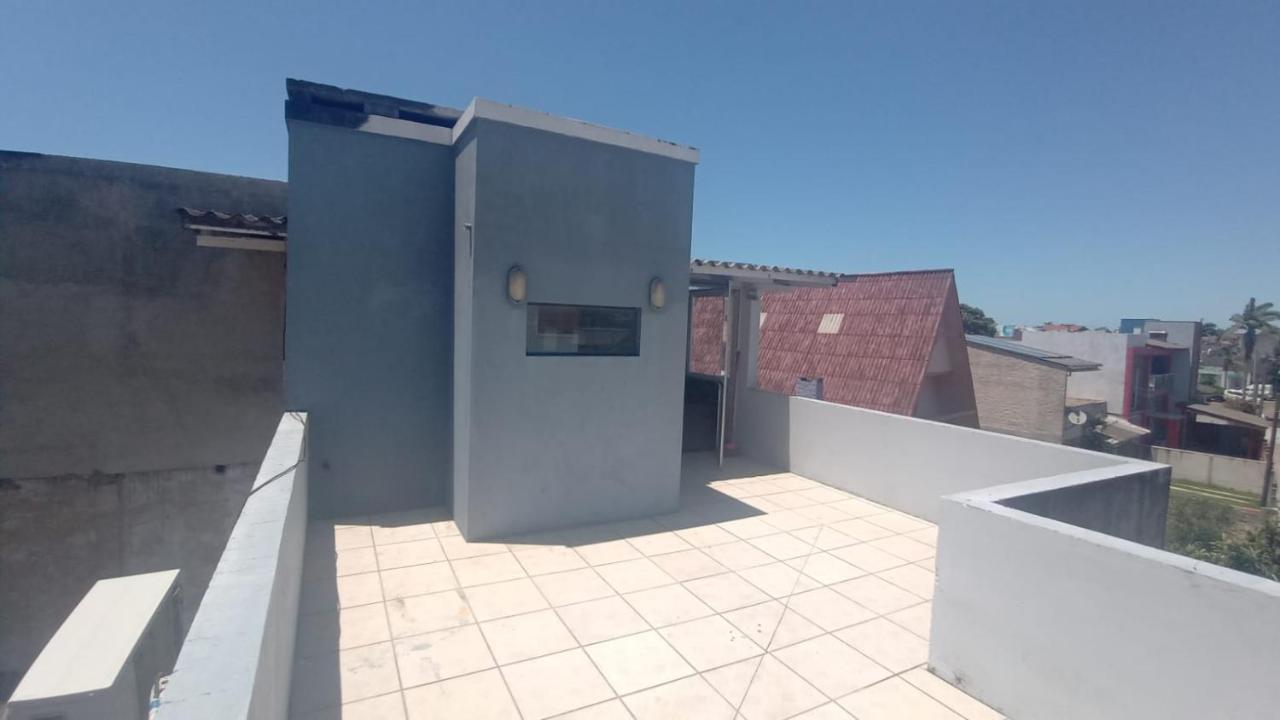 Sobrado Com Terraco E Area De Churrasqueira. Torres Exterior photo